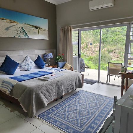 Mackenzies Accommodation อีสต์ลอนดอน ภายนอก รูปภาพ