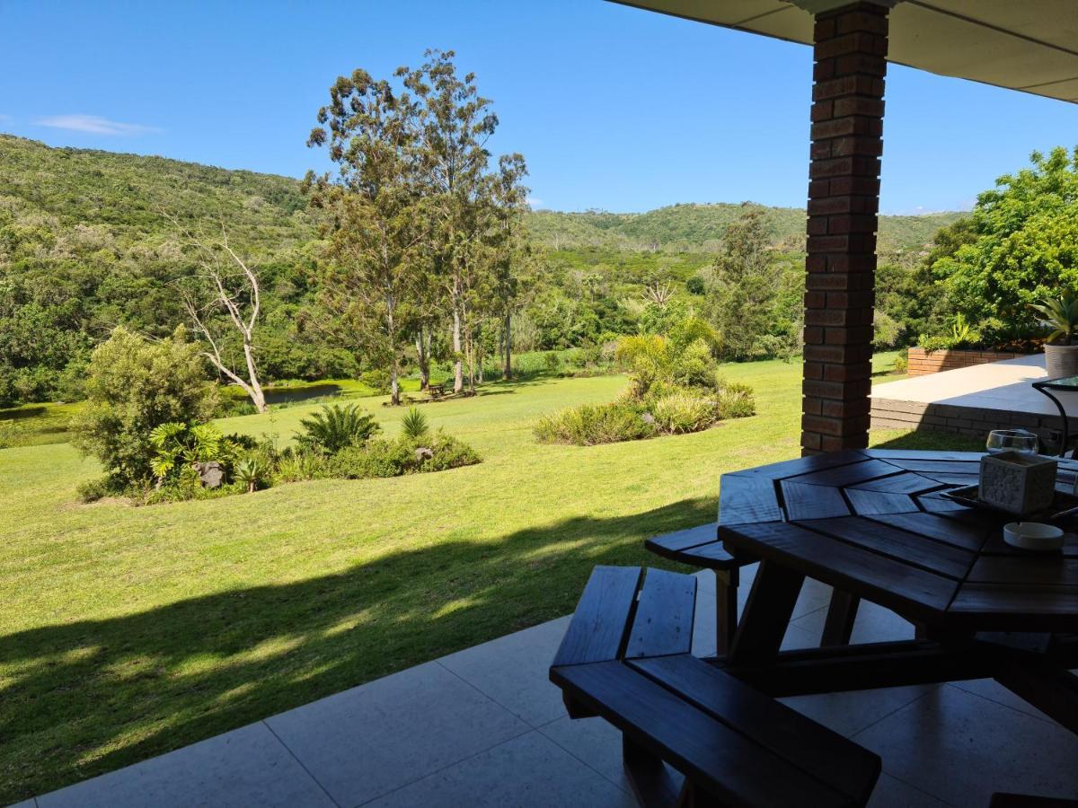 Mackenzies Accommodation อีสต์ลอนดอน ภายนอก รูปภาพ