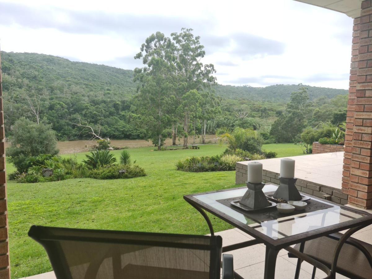 Mackenzies Accommodation อีสต์ลอนดอน ภายนอก รูปภาพ