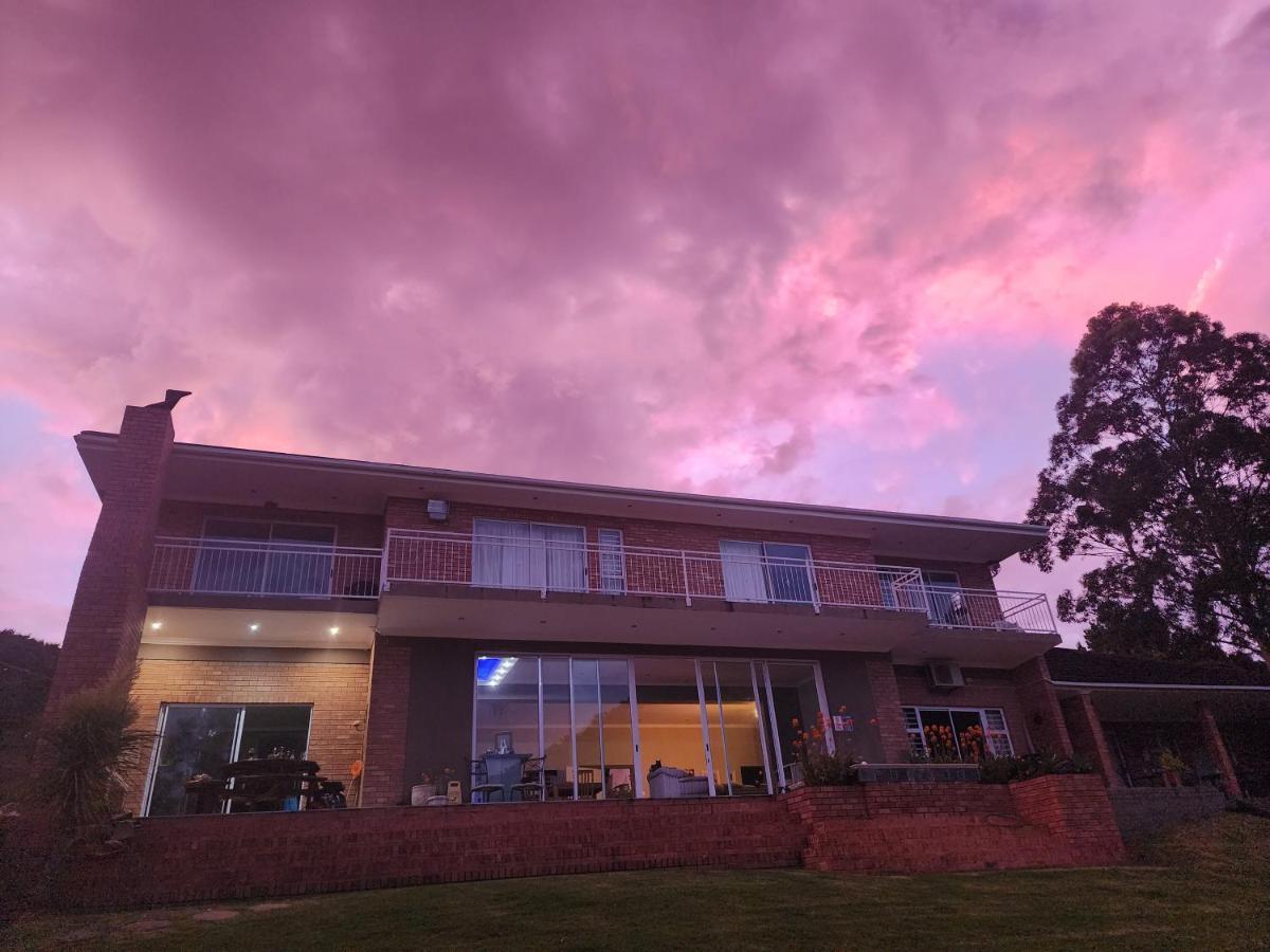 Mackenzies Accommodation อีสต์ลอนดอน ภายนอก รูปภาพ