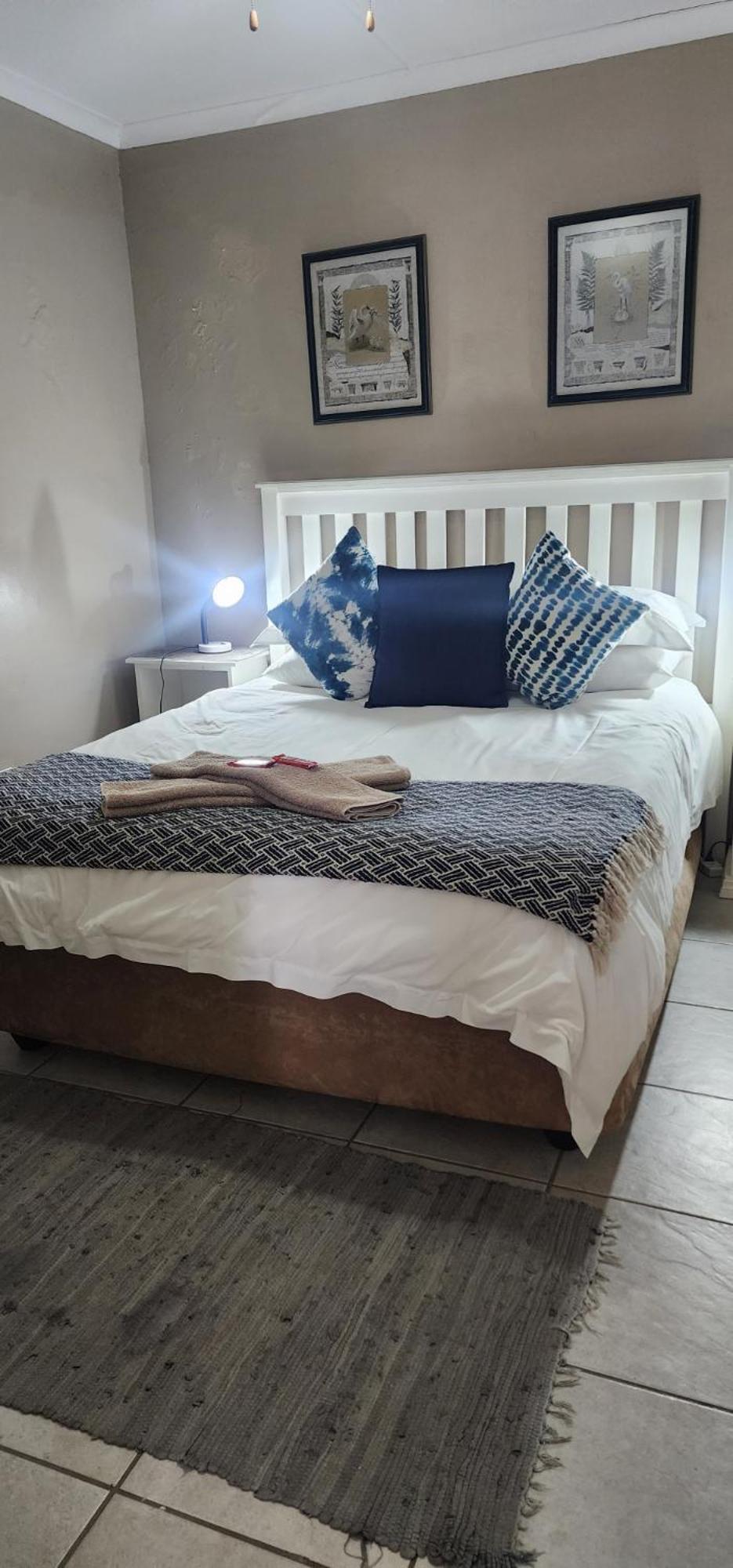 Mackenzies Accommodation อีสต์ลอนดอน ภายนอก รูปภาพ