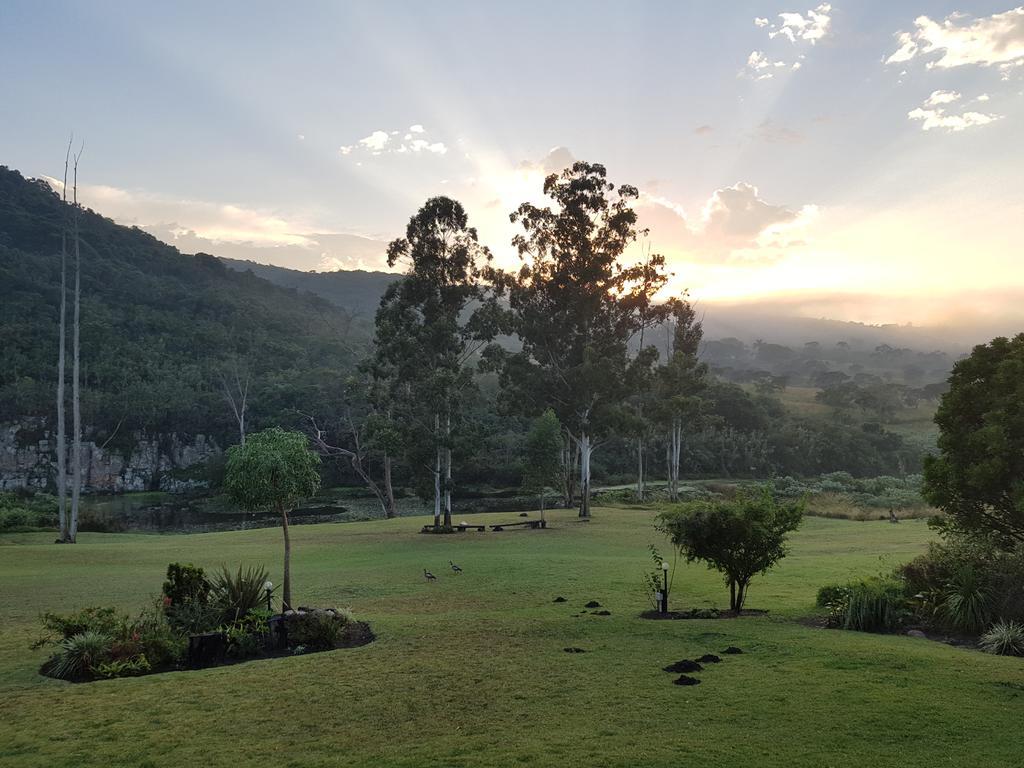 Mackenzies Accommodation อีสต์ลอนดอน ภายนอก รูปภาพ